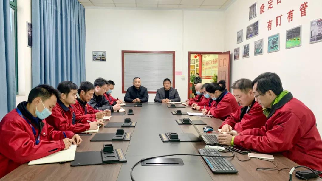 祝賀冠科工業(yè)董事長(zhǎng)楊興國(guó)榮獲國(guó)際徽商“2020年度中華百名優(yōu)秀徽商”榮譽(yù)稱(chēng)號(hào) 祝賀冠科工業(yè)董事長(zhǎng)楊興國(guó)榮獲國(guó)際徽商“2020年度中華百名優(yōu)秀徽商”榮譽(yù)稱(chēng)號(hào)